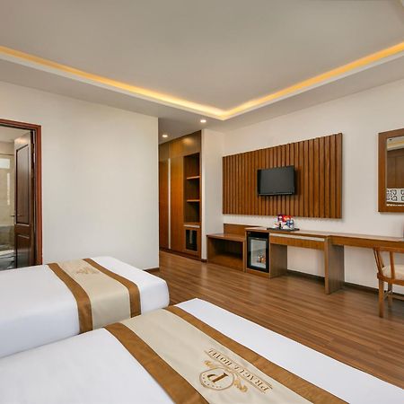 Prague Da Nang Beach Hotel Eksteriør bilde