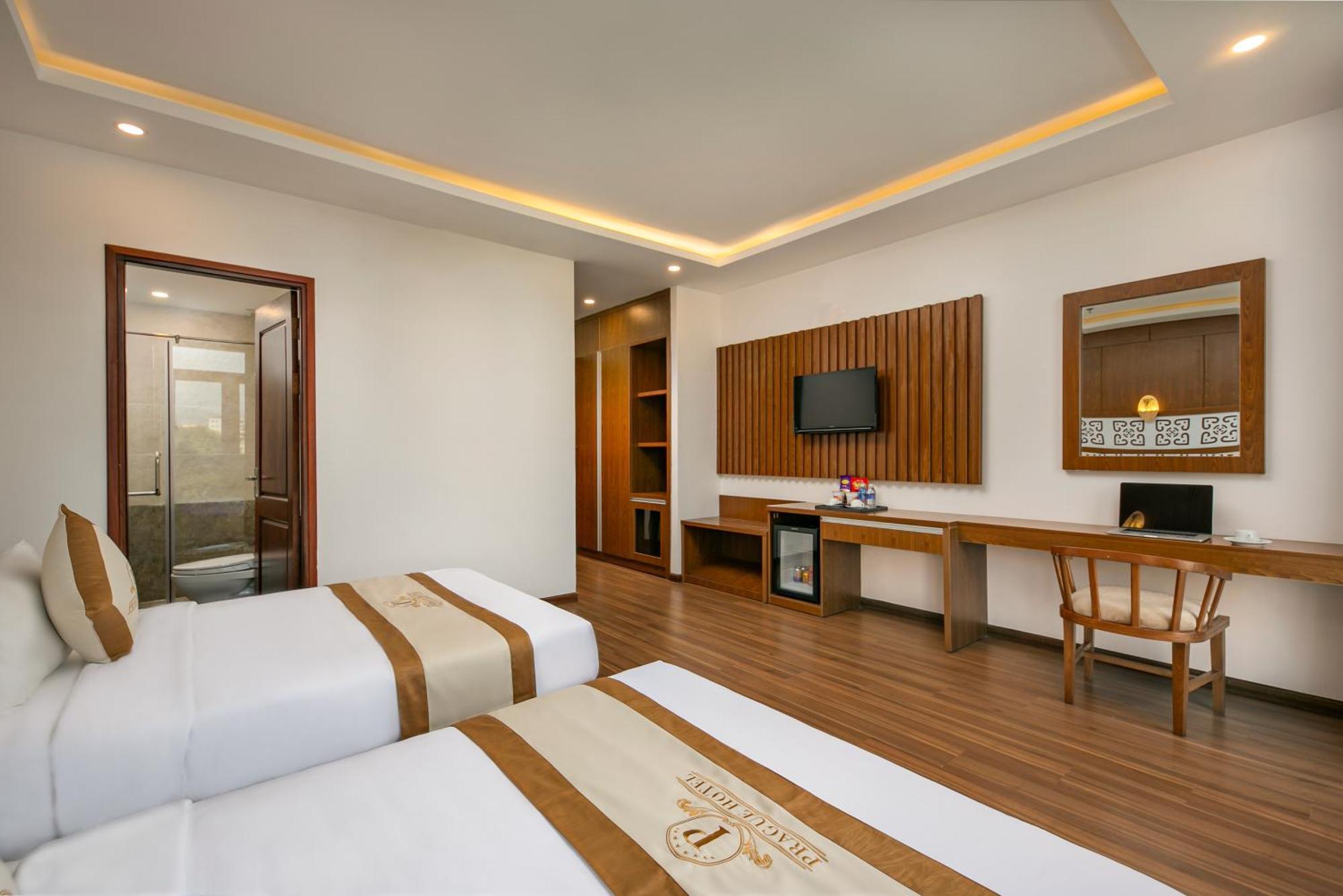 Prague Da Nang Beach Hotel Eksteriør bilde